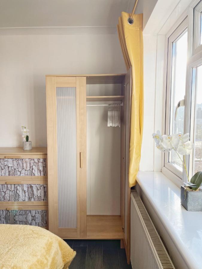 3 Bed Duplex Flat, Free Wifi & Netflix, Ideal For Contractors Apartamento Gravesend Exterior foto