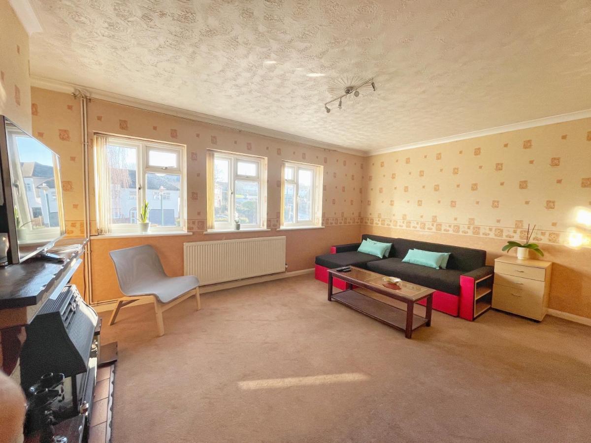 3 Bed Duplex Flat, Free Wifi & Netflix, Ideal For Contractors Apartamento Gravesend Exterior foto