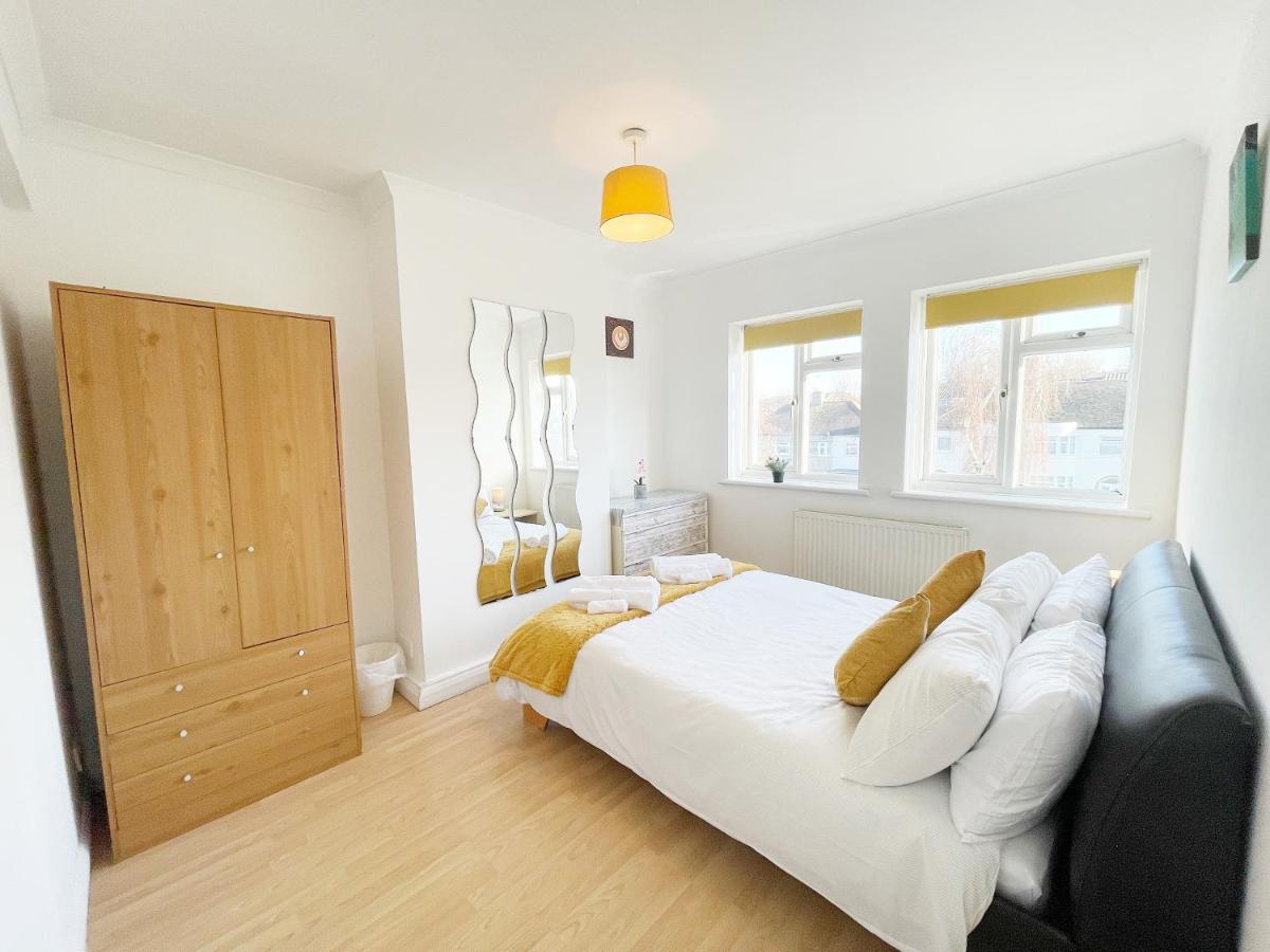 3 Bed Duplex Flat, Free Wifi & Netflix, Ideal For Contractors Apartamento Gravesend Exterior foto