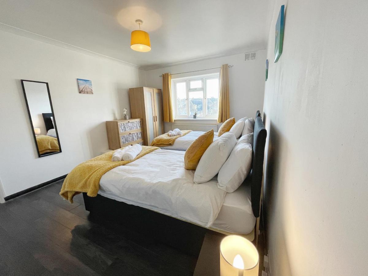 3 Bed Duplex Flat, Free Wifi & Netflix, Ideal For Contractors Apartamento Gravesend Exterior foto